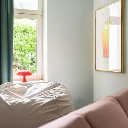 Maria Luise Comfortable